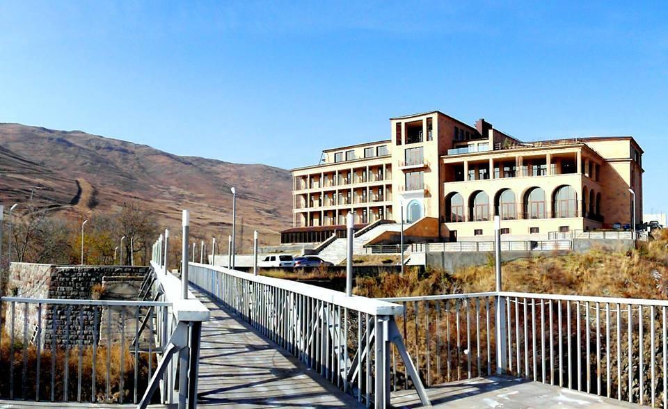 Akhtamar Hotel Cjsc Arzakan Luaran gambar