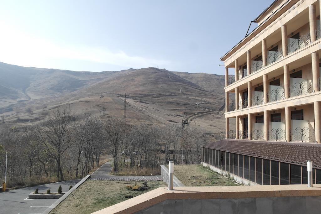 Akhtamar Hotel Cjsc Arzakan Luaran gambar