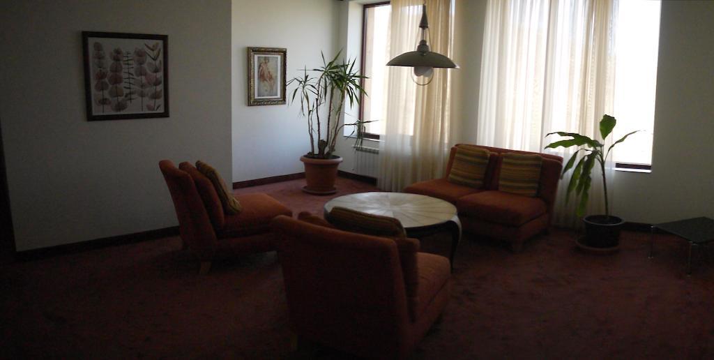 Akhtamar Hotel Cjsc Arzakan Luaran gambar