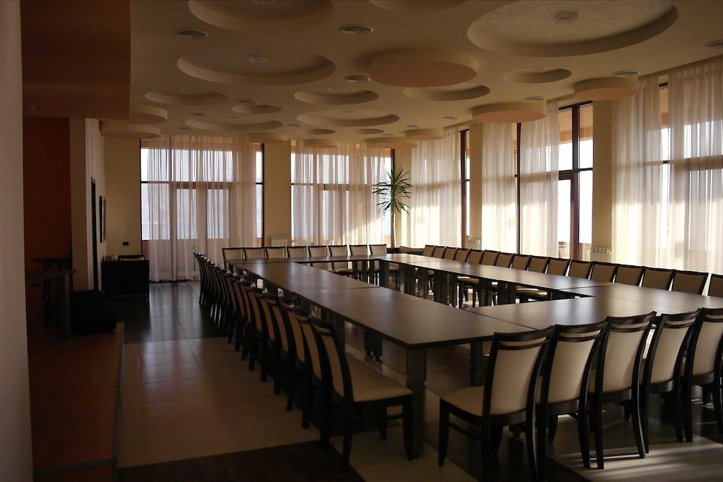 Akhtamar Hotel Cjsc Arzakan Luaran gambar